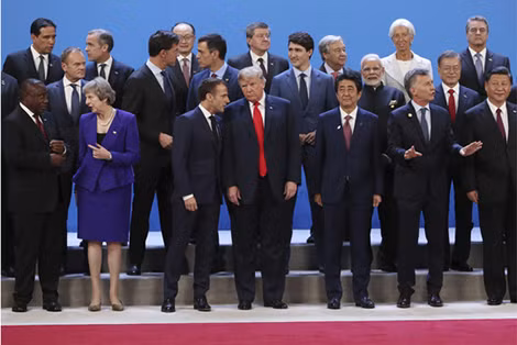 Lãnh đạo các nước trong một kì họp thượng đỉnh G20.