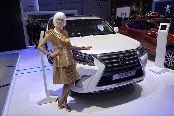 Lexus GX460 bị triệu hồi vì lỗi túi khí.