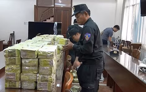 Cán bộ Cảnh sát hình sự Công an TP Hồ Chí Minh phối hợp phá chuyên án ma túy lớn nhất từ trước tới nay.