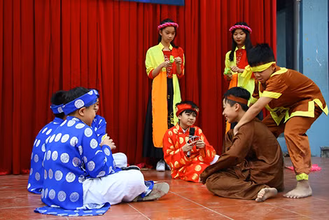 Một trích đoạn trong tác phẩm “Chí Phèo” được học sinh đưa lên sân khấu.