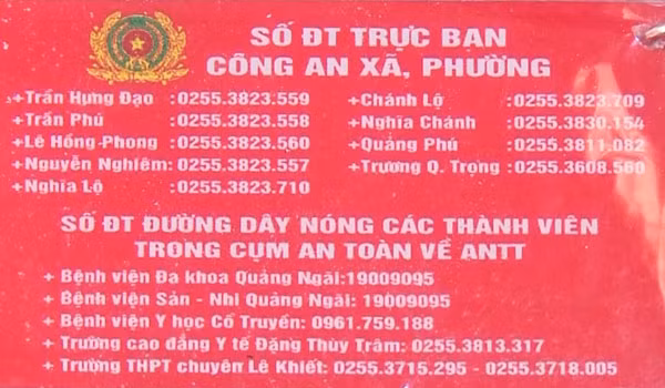 “Móc khóa an ninh” ghi đầy đủ các số điện thoại của lãnh đạo chính quyền và cơ quan Công an để người dân tiện liên hệ khi cần thiết.