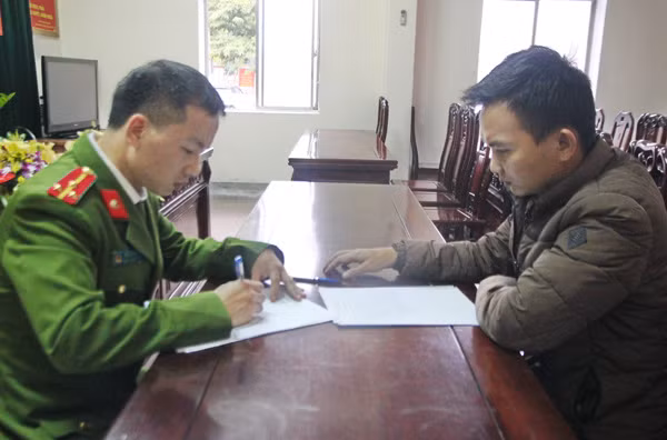 Làm việc với một đối tượng trong vụ việc.