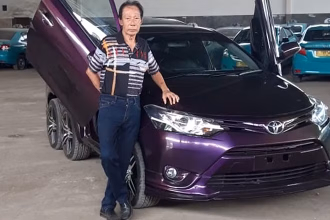 Cụ Rony Gunawan và "đứa con tinh thần".