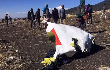 Hiện trường vụ rơi máy bay của Ethiopian Airlines ngày 10-3. Hiện trường vụ rơi máy bay của Ethiopian Airlines ngày 10-3.