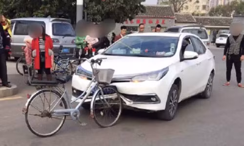 Hiện trường vụ tai nạn hy hữu.