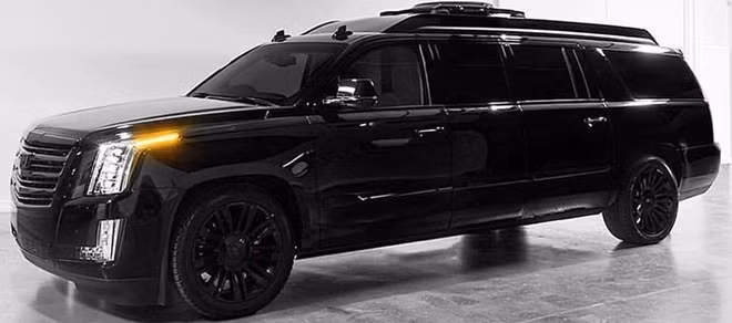 "Quái vật" Cadillac Escalade Viceroy có chiều dài 6,697m.