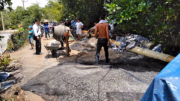 Máy trộn bê tông tại hiện hiện trường.