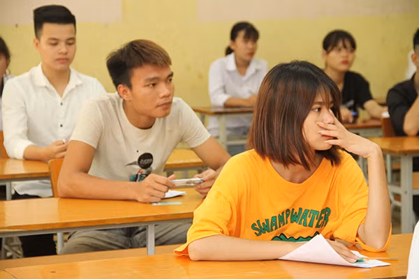 Với cơ chế xét tuyển không giới hạn nguyện vọng như hiện nay, thí sinh có nhiều cơ hội để trúng tuyển đại học.