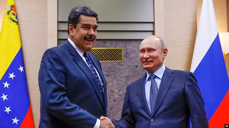 Tổng thống Venezuela Maduro và người đồng cấp Nga Vladimir Putin.