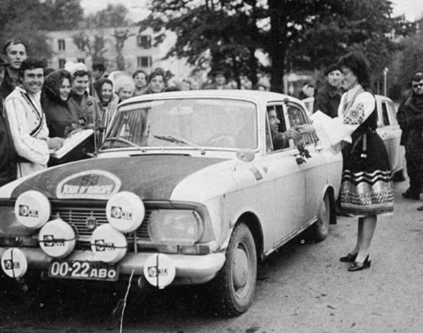 Tại giải Marathon Rally 1968, cả 4 xe của đội xe Liên Xô về vị trí thứ 4. Trong giải European Tour 1974, tay đua Liên Xô Stasis Brundza giành huy chương vàng khi lái chiếc xe Nga Moskvich-412.