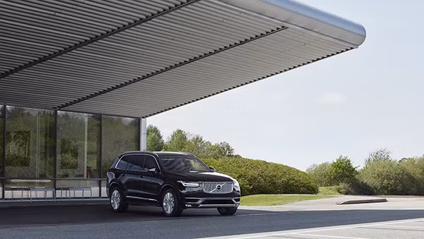 Volvo XC90 bọc thép đạt chuẩn VPAM VR8.
