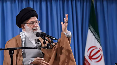 Lãnh đạo tối cao Iran, ông Ayatollah Ali Khamenei cương quyết từ chối đàm phán với Mỹ vì cho rằng chính quyền Washington không đáng tin cậy.