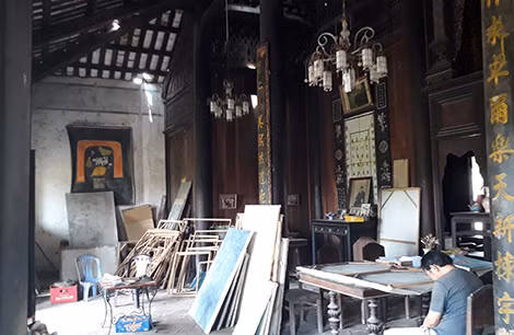 Nội thất ngôi nhà cổ của ông Nguyễn Văn Giác.