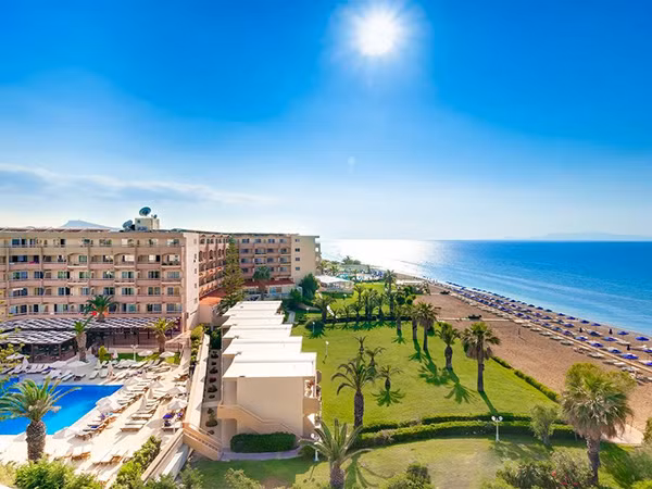 Sun Beach Holiday Club (Hy Lạp) là một trong những điếm đến yêu thích nhất thuộc mạng lưới sở hữu kỳ nghỉ RCI. Sun Beach Holiday Club (Hy Lạp) là một trong những điếm đến yêu thích nhất thuộc mạng lưới sở hữu kỳ nghỉ RCI.