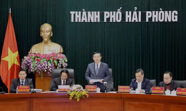 Phó Thủ tướng Vương Đình Huệ phát biểu tại buổi làm việc với TP Hải Phòng.