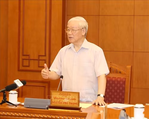 Tổng Bí thư, Chủ tịch nước Nguyễn Phú Trọng phát biểu tại cuộc họp.