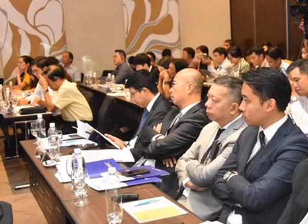Các đại biểu tham dự hội thảo. Các đại biểu tham dự hội thảo.