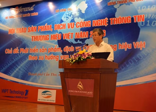 Thứ trưởng Bộ TT&TT Nguyễn Thành Hưng, phát biểu tại hội thảo.