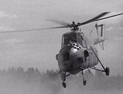 Mi-4 - máy bay trực thăng vận tải quân sự đầu tiên của các lực lượng vũ trang Liên Xô. Mi-4 - máy bay trực thăng vận tải quân sự đầu tiên của các lực lượng vũ trang Liên Xô.