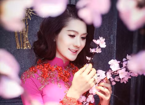Lâm Chi Khanh.