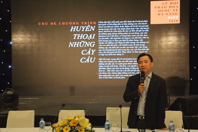 Vẽ “Huyền thoại những cây cầu” bằng tình hữu nghị và hòa bình ảnh 2
