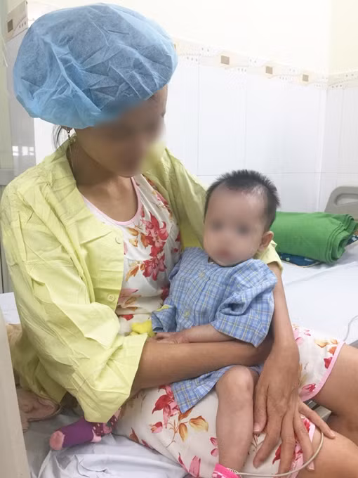 Phẫu thuật tim miễn phí cho bé 5 tháng tuổi mắc bệnh tim bẩm sinh có hoàn cảnh khó khăn