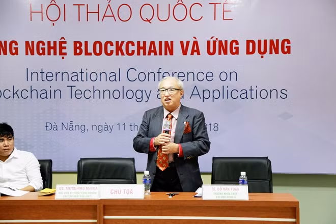 “Đề xuất mới về một hệ thống tài chính trực tiếp dựa trên nền tảng blockchain: công nghệ vô hình đang làm thay đổi thế giới” là chuyên đề nhận được nhiều sự quan tâm, được trình bày bởi GS. Mitsuhiro Maeda – Học viện kỹ thuật công nghiệp cao cấp Nhật Bản (AIIT).