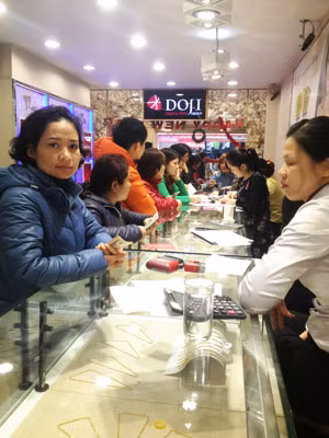 Đầu tư vàng rất dễ rủi ro.