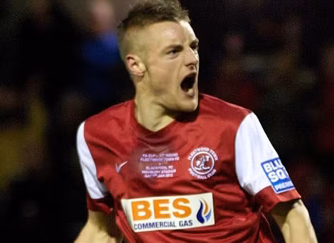 Vardy trong màu áo CLB nghiệp dư Fleetwood.
