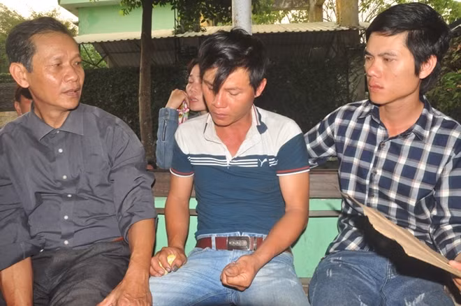 Anh Nguyễn Thành Long – chồng của bệnh nhân không tin chỉ vì đau bụng vợ đã tử vong