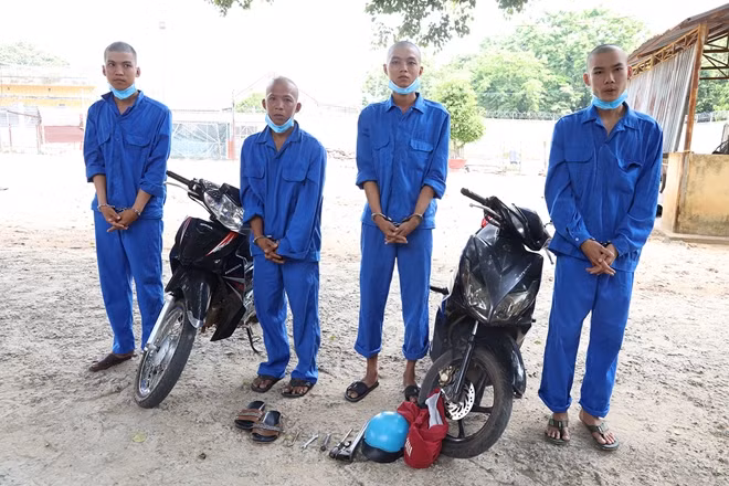 Các đối tượng bị bắt. Các đối tượng bị bắt.