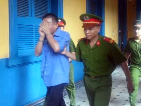 Bị cáo Lũy sau phiên xử. Bị cáo Lũy sau phiên xử.