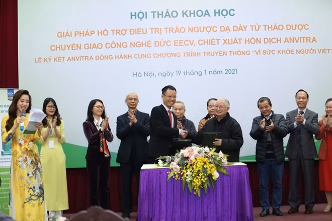 Công ty cổ phần Anvy ký kết với Hội Nội khoa Việt Nam trong lĩnh vực truyền thông tư vấn sức khỏe cộng đồng từ năm 2021