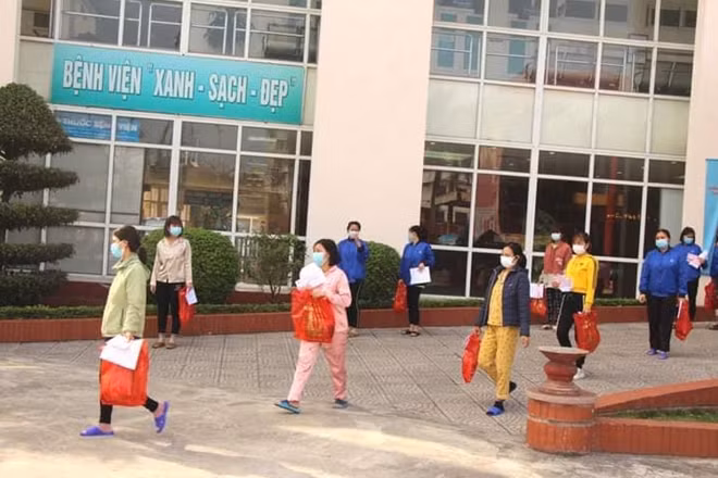 Các bệnh nhân được về nhà ăn Tết và tiếp tục cách ly 14 ngày