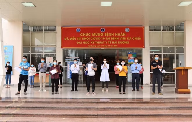 13 bệnh nhân COVID-19 khỏi bệnh được ra viện