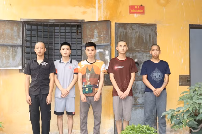 5 đối tượng bị tam giữ về hành vi sử dụng trái phép chất ma túy