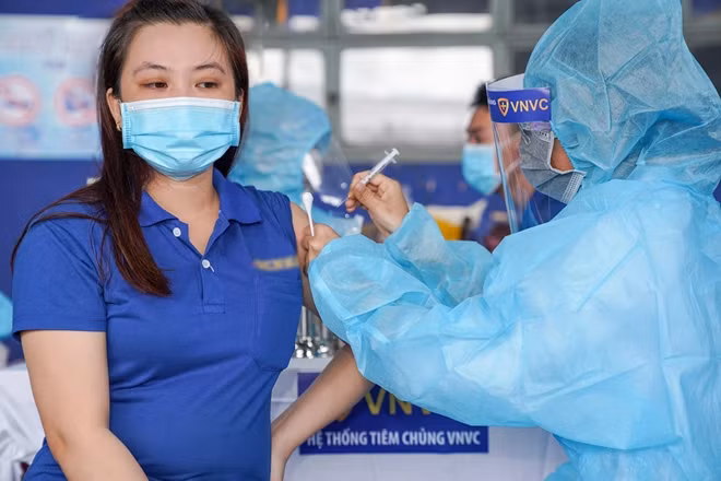 Hơn 4,4 triệu người đã được tiêm vaccine phòng COVID-19.