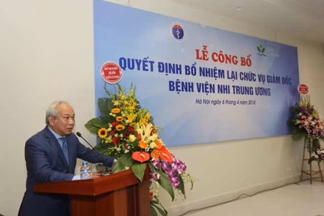 GS Lê Thanh Hải tại Lễ công bố Quyết định bổ nhiệm lại chức vụ Giám đốc Bệnh viện Nhi Trung ương