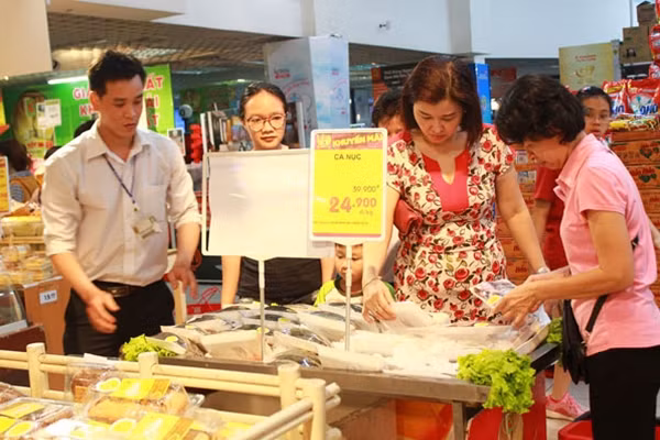 10 tấn cá nục tươi được khai thác ở vùng biển an toàn, cách bờ 20 hải lí.