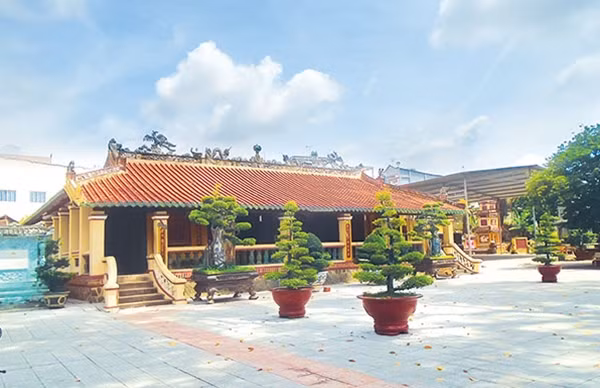 Chùa Hội Khánh.