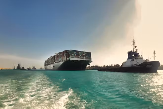 Kênh đào Suez hiện đã được lưu thông. Ảnh: Suezcanal.