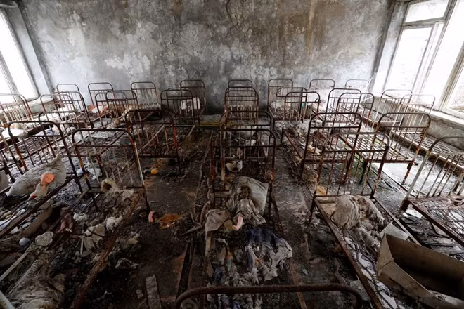 Khung cảnh một trường mẫu giáo gần nhà máy hạt nhân Chernobyl, thành phố Pripyat hôm 12/4. Nguồn: Reuters.
