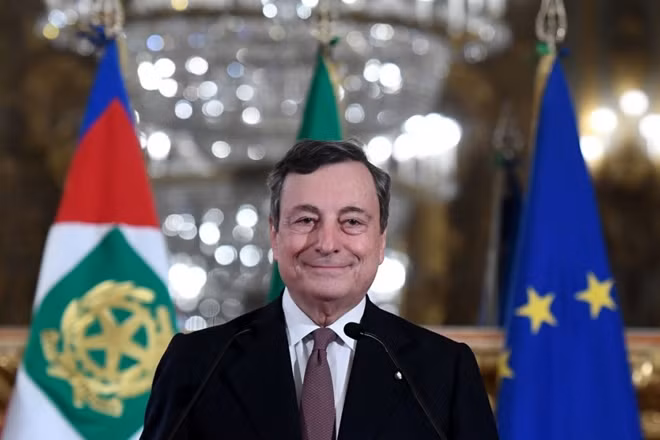 Ông Mario Draghi và nội các mới đã dễ dàng vượt qua cuộc bỏ phiếu tín nhiệm tại Thượng viện. Ảnh: Times.