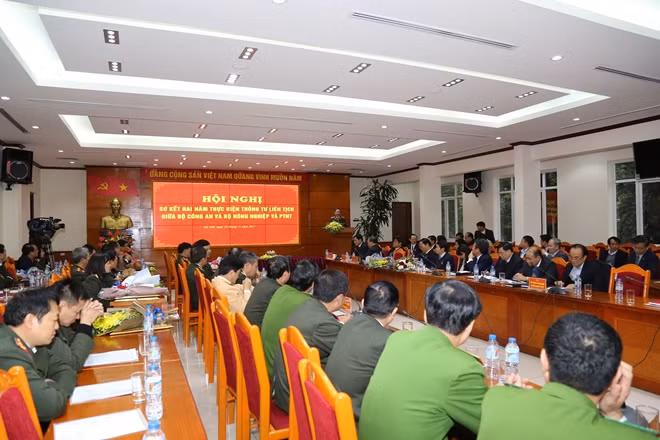 Toàn cảnh Hội nghị sơ kết hực hiện Thông tư liên tịch số 04/2015/TTLT.