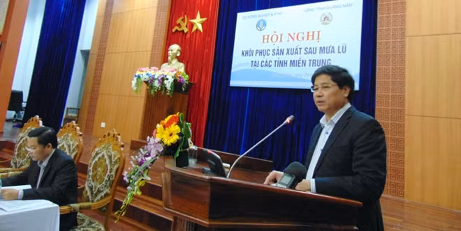 Thứ trưởng Bộ NN&PTNN Lê Quốc Doanh phát biểu khai mạc hội nghị.