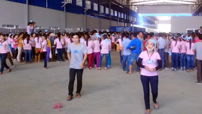 Hàng ngàn công nhân Công ty Panko Tam Thăng đã tổ chức đình công đòi quyền lợi.