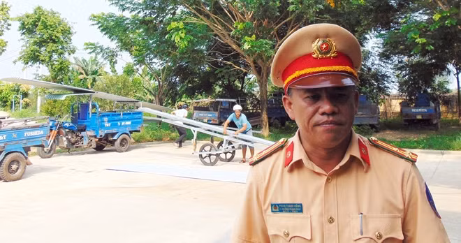 Thượng tá Phan Thanh Hồng cho biết lực lượng CSGT Quảng Nam sẽ xử lý nghiêm những trường hợp xe 3 bánh gắn máy vi phạm trật tự an toàn giao thông.