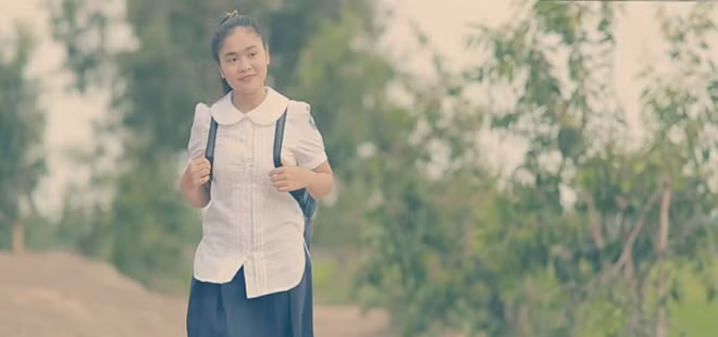 Giọng hát ngọt ngào, ấm áp nhưng đầy chín chắn, trưởng thành...