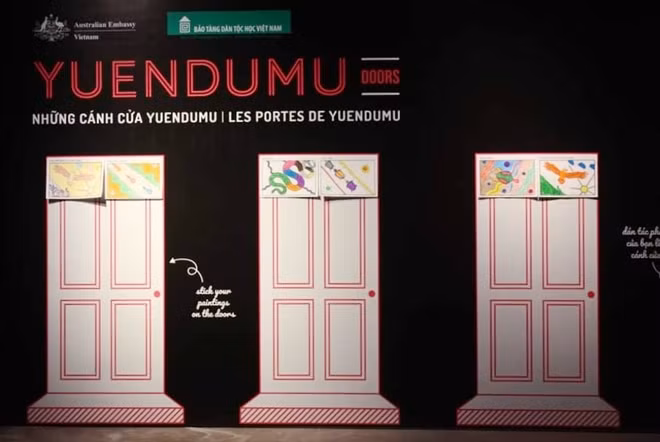 Triển lãm "Những cánh cửa Yuendumu sẽ diễn ra từ ngày 8/12 đến hết ngày 31/1/2021, tại Bảo tàng Dân tộc học Việt Nam.