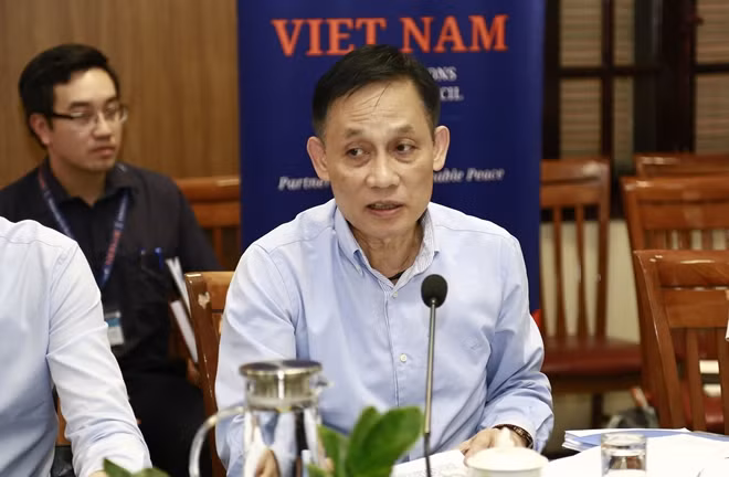 Thứ trưởng Bộ Ngoại giao Lê Hoài Trung chủ trì cuộc họp.
